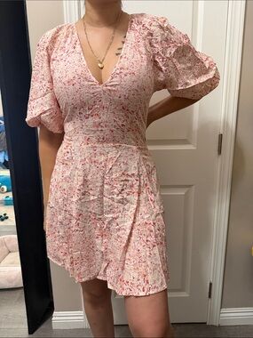 H&M Pink Floral V-Neck Mini Dress with Puff Sleeves
